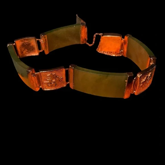 Gorgeous Jade bracelet - Picture 1 of 5